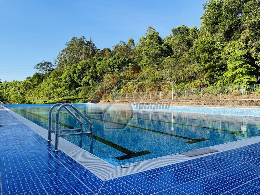 Rectangular Prefabricated Competition Swimming Pool Water Temperature At 25℃ - 28℃